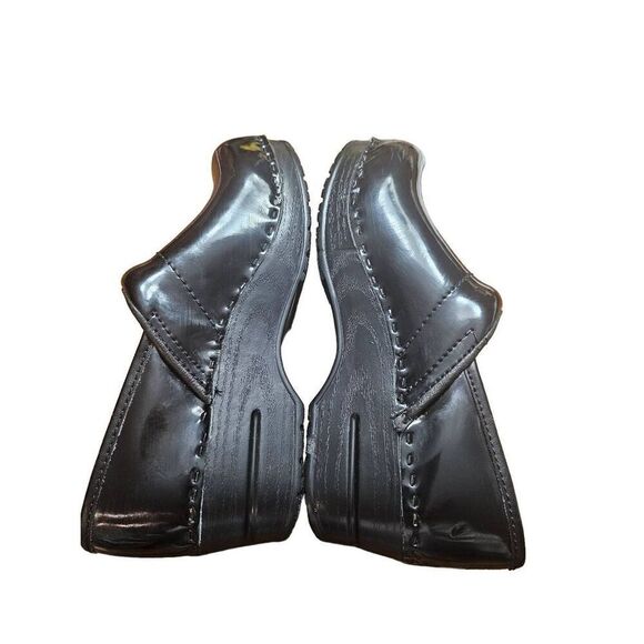 Bjorndal Ally Black Patent Leather Nursing Clogs Size 7 136217 Women’s EUC - Picture 7 of 9